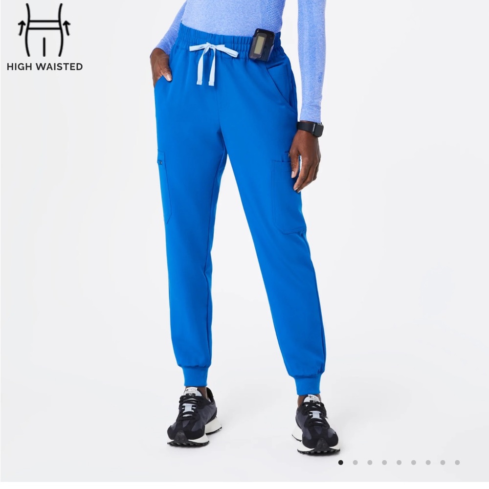 Figs Women’s Uman Relaxed High-Waisted Jogger Scrub Pants